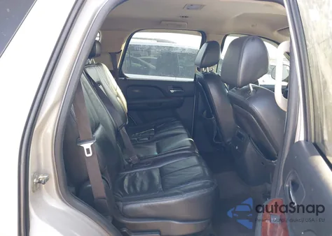 2009 Chevrolet Tahoe Lt2 z USA, uszkodzony, nr VIN 1GNEC23329R199700